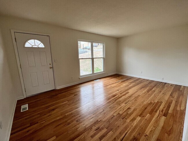 Foto del edificio - Newly renovated 3bed/2bath in east ridge f...