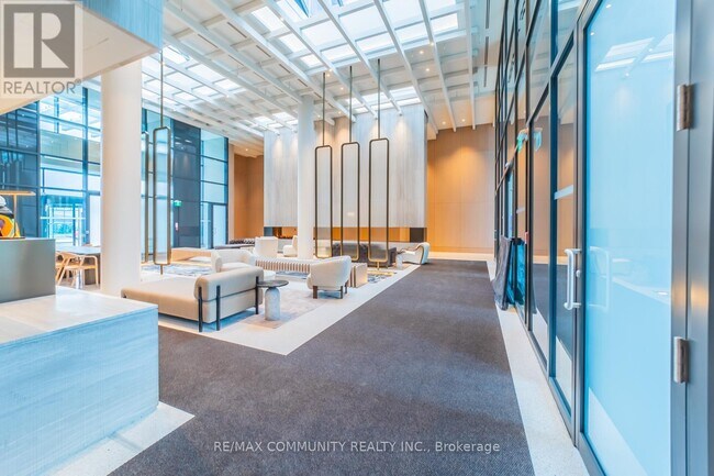 Building Photo - 195 Commerce St