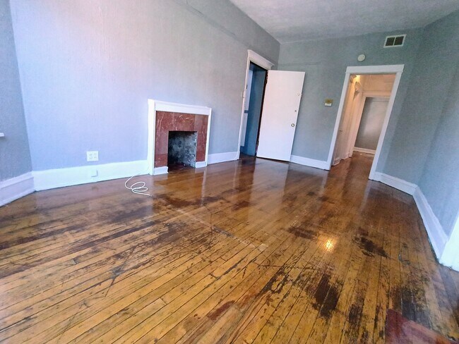 Foto del edificio - 3516 N Broadway