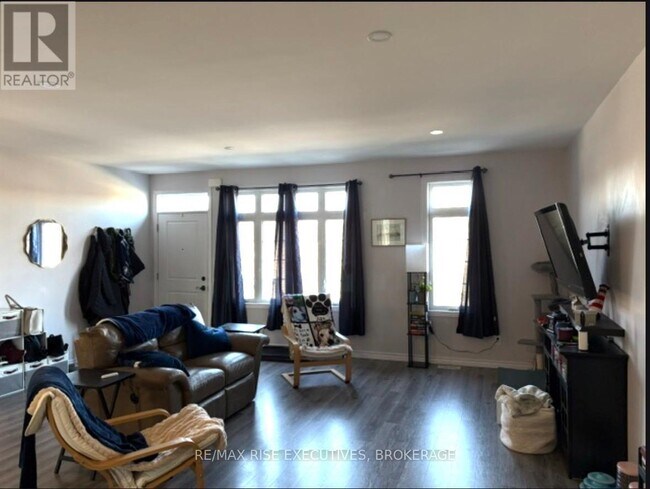 Photo du bâtiment - 1015 Terra Verde Way