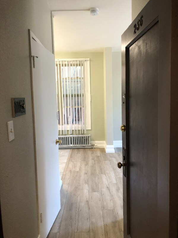 Foto del edificio - 1445 Harrison St