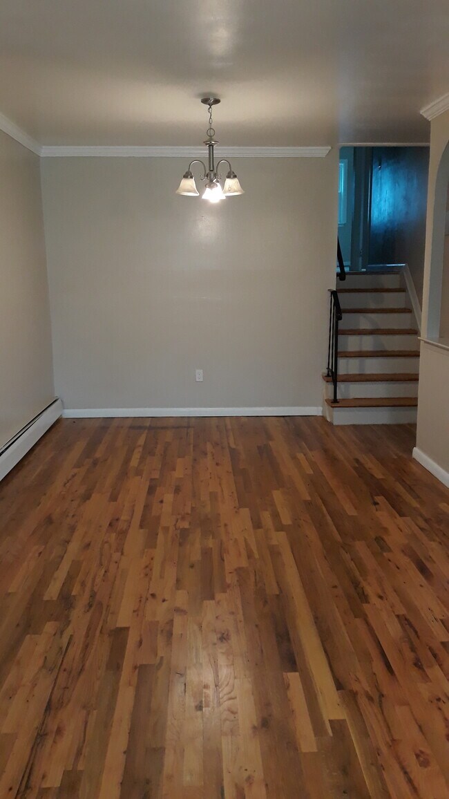 Formal Dining Room - 2060 Bergen Ave