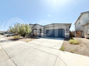 Building Photo - 3028 S 78th Dr