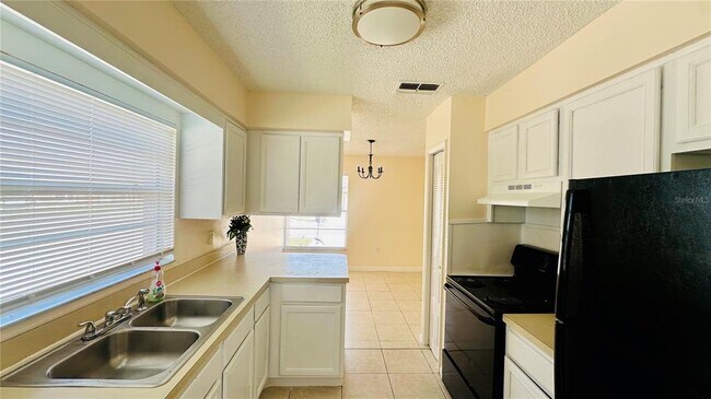 Building Photo - 1001 Buccaneer Dr