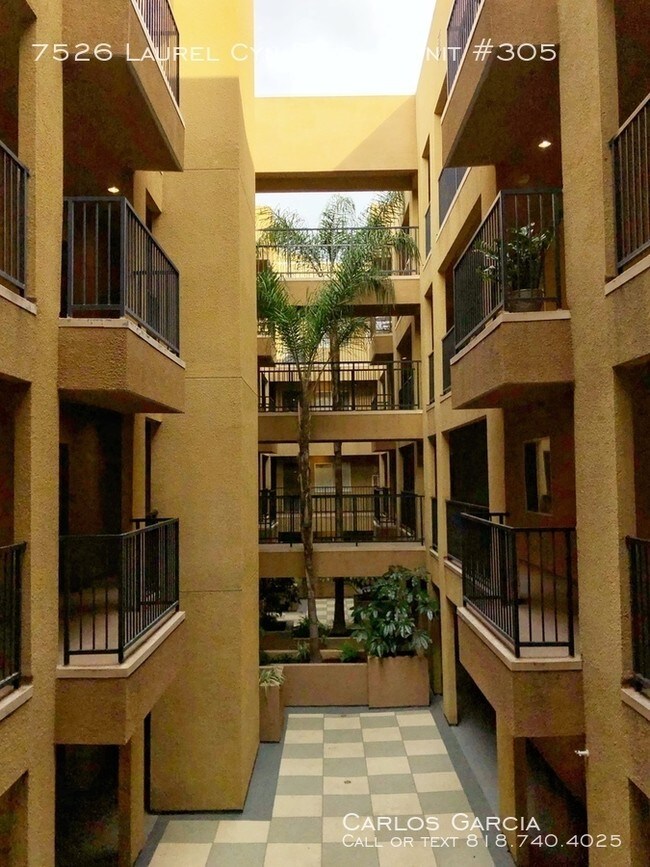 Foto del edificio - 7526 Laurel Canyon Blvd