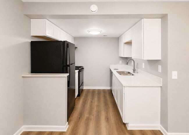 Foto del edificio - Corby Grove Apartments