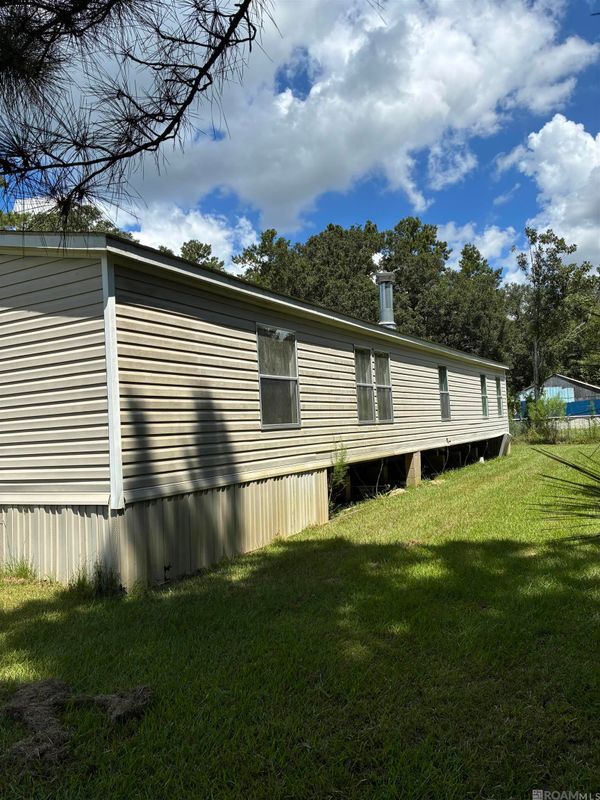 Foto del edificio - 25150 George Settlement Rd