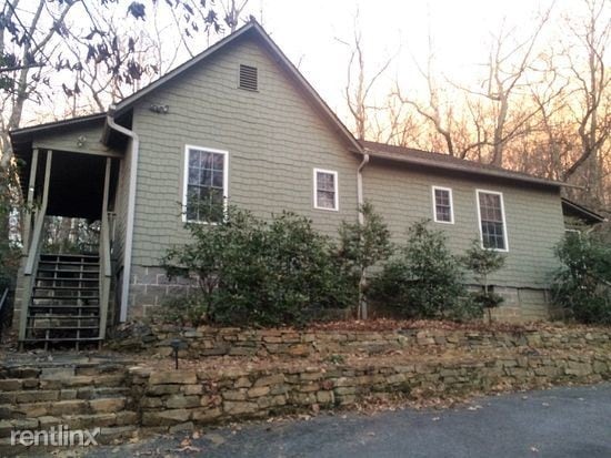 Primary Photo - 512 Cliff Ridge Dr