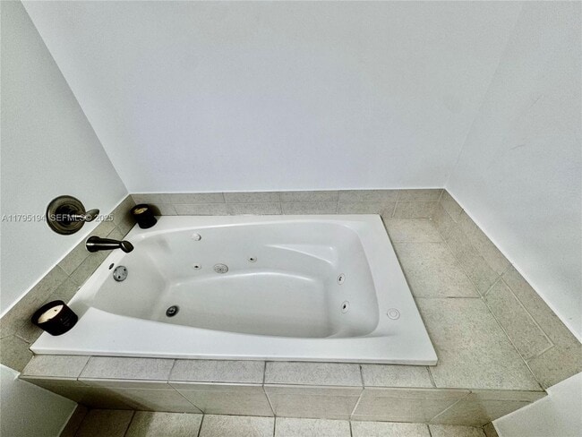 Building Photo - 140 S Dixie Hwy