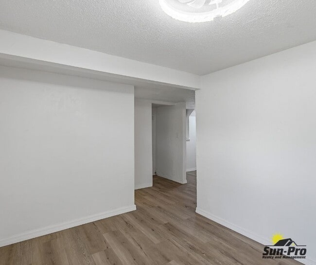 Foto del edificio - 215 Live Oak Ave