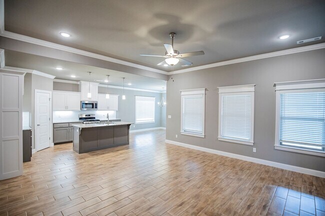 Foto del edificio - ***1025 Kimball Lane***