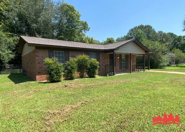 Foto del edificio - 5870 Jackson Dr