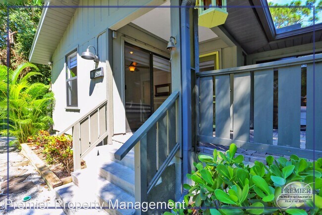 Building Photo - 2 br, 2 bath House - 1053 Oak Forest Drive