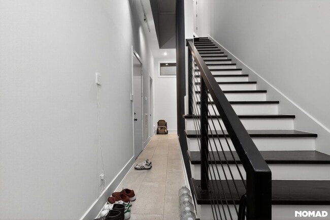 Foto del edificio - 2225 Hopkins St