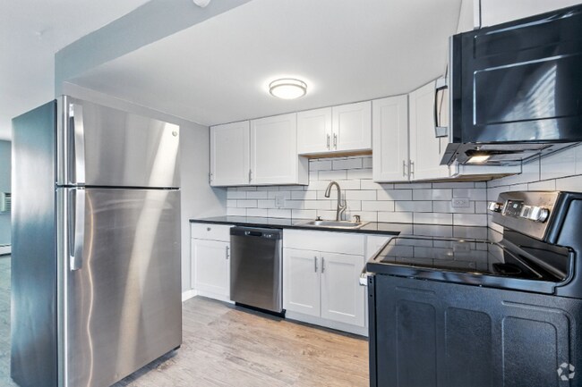 Building Photo - 10765 W 7th Pl