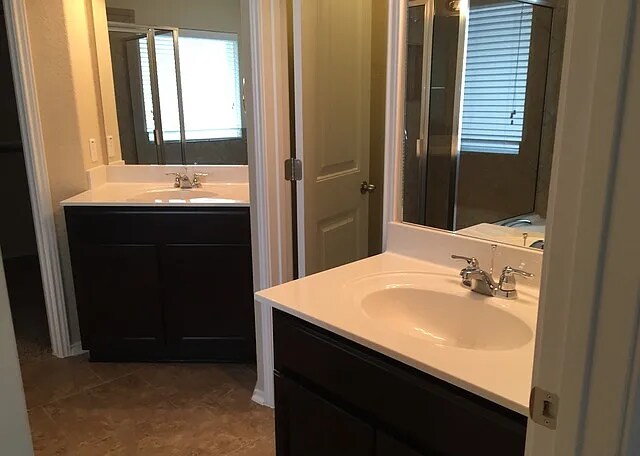 Foto del edificio - 6723 Indian Lodge