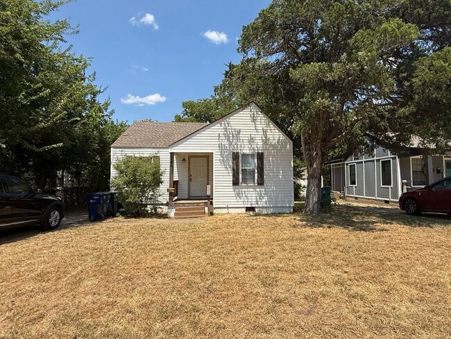 Building Photo - 2249 NW 37th St