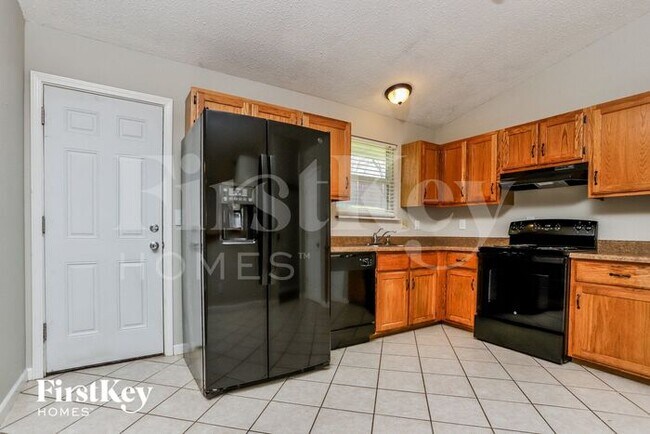 Building Photo - 2109 Willow Trace Dr