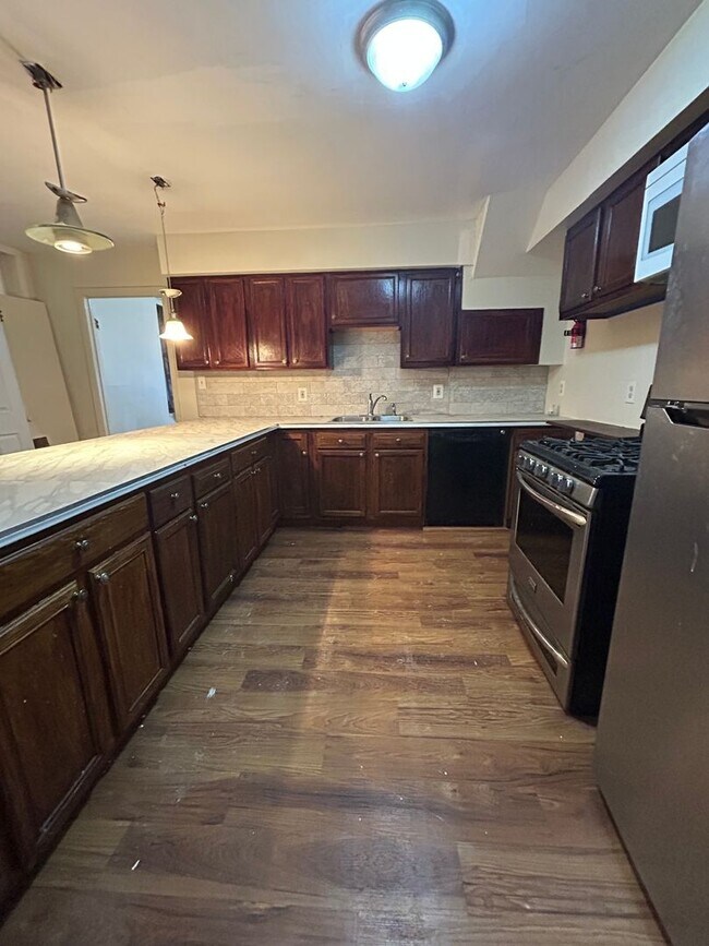 Foto del edificio - 52 N 18th St