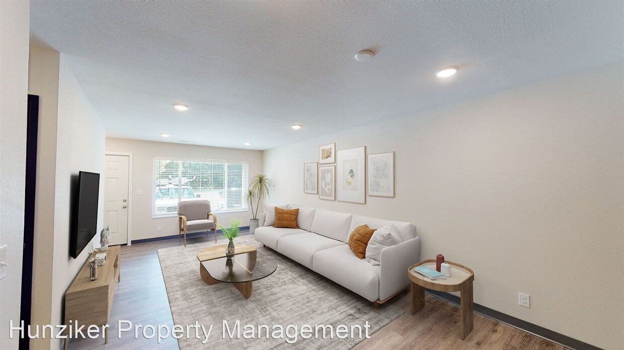 Primary Photo - 2 br, 1 bath Apartment - 210 S. Hyland 210...