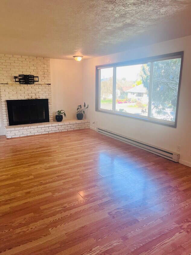 Foto principal - 5002 SE Mullan St