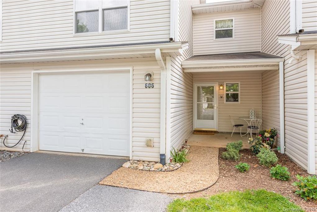 606 Olde Covington Way, Arden, NC 28704 Townhome Rentals in Arden NC