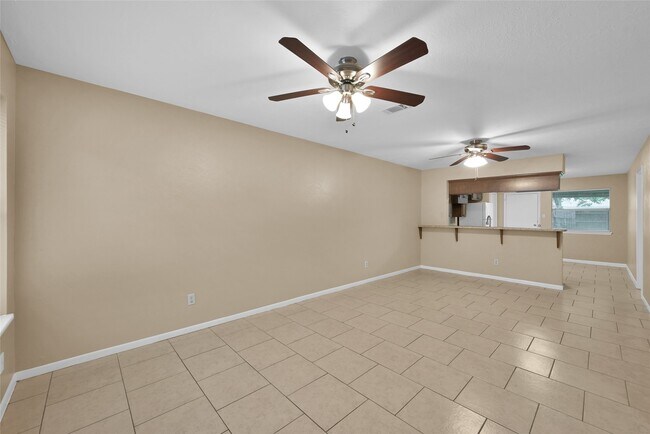 Building Photo - 1605 Hazelwood St
