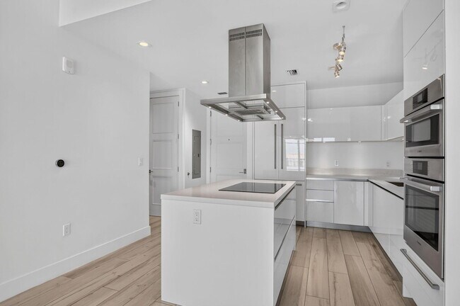 Foto del edificio - 155 E Boca Raton Rd