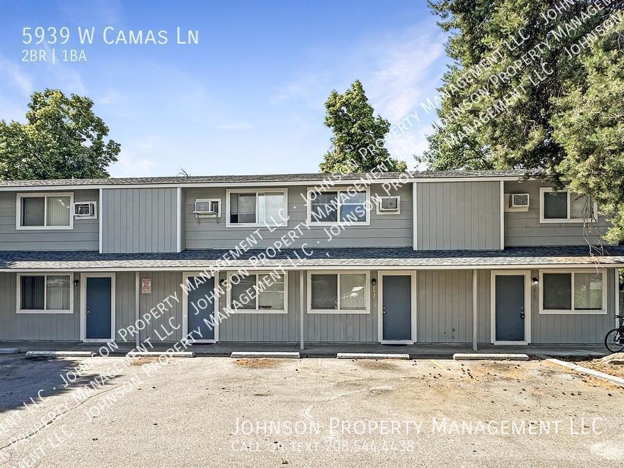 Primary Photo - Camas Lane Apartments offer affordability ...