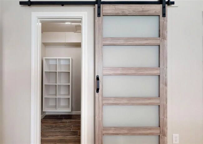 Building Photo - 6013 San Felipe St