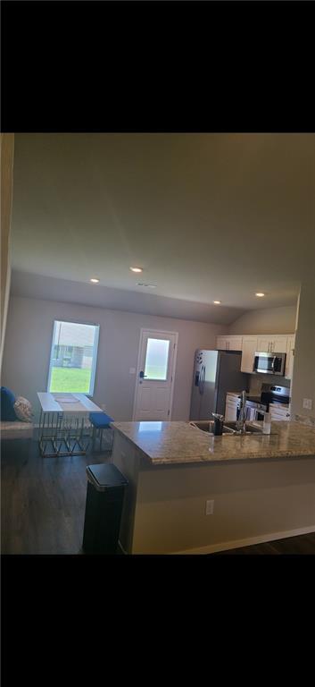 Building Photo - 2774 W Obsidian St