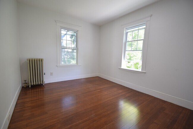 Building Photo - 48-48 Blue Hill Terrace St