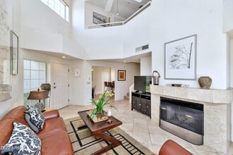 Building Photo - 7710 E Gainey Ranch Rd