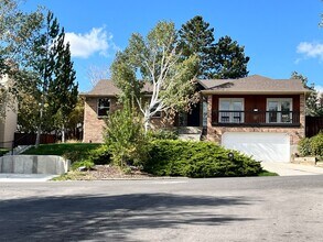 Building Photo - 362 Hillside Cir