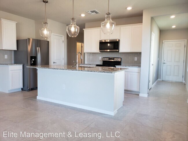 Building Photo - 4 br, 2 bath House - 7492 Catania Loop