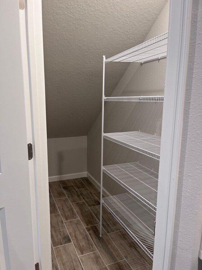 Foto del edificio - Brand new 3 bedroom, 2.5 bathroom, 1 car g...