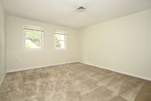 Building Photo - 60 Waterfall Dr