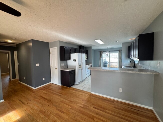 Photo - 42 Lodge Rd House