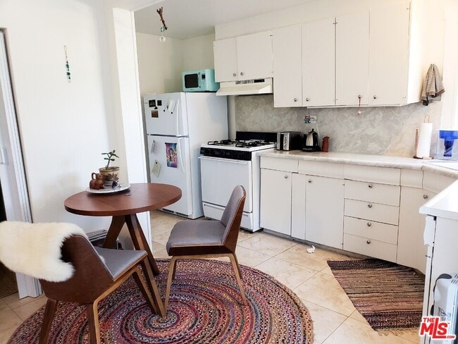 Foto del edificio - 5916 Annan Way