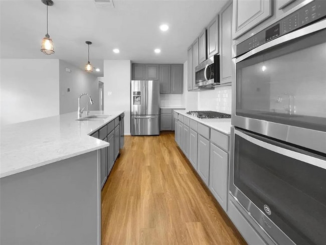 Building Photo - 25621 Ramsey Heights Way
