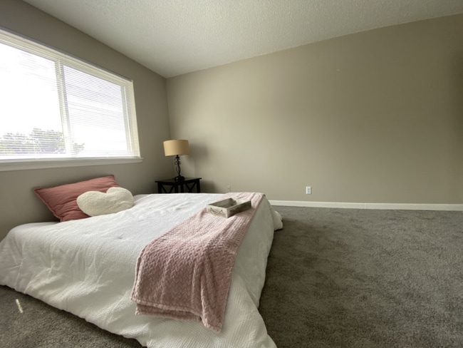 Foto del edificio - 1005 Hickory Hill Ln