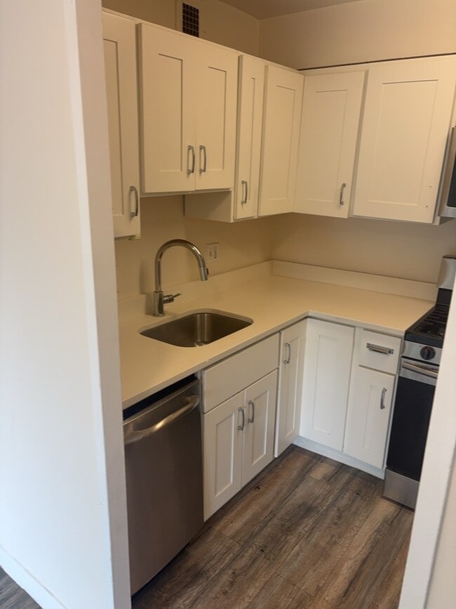 Photo - 5410 Connecticut Ave NW Apartment