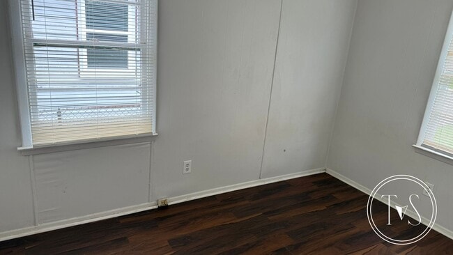 Foto del edificio - 1514 Heron St
