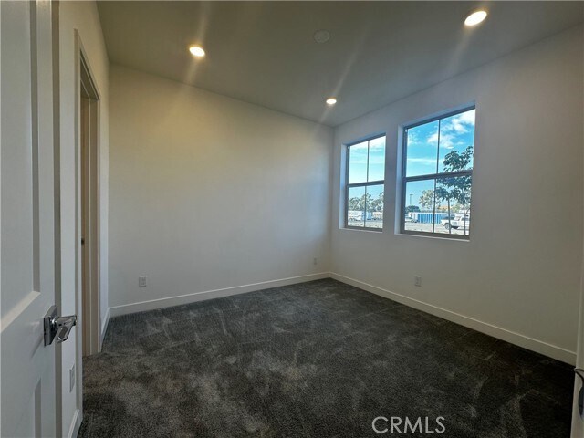 Foto del edificio - 5035 Belmont Ln