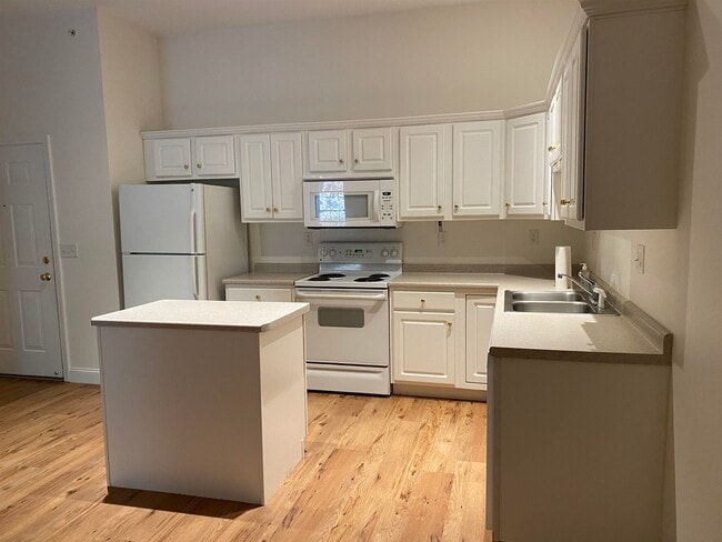 Foto del edificio - 59 Cluff Rd