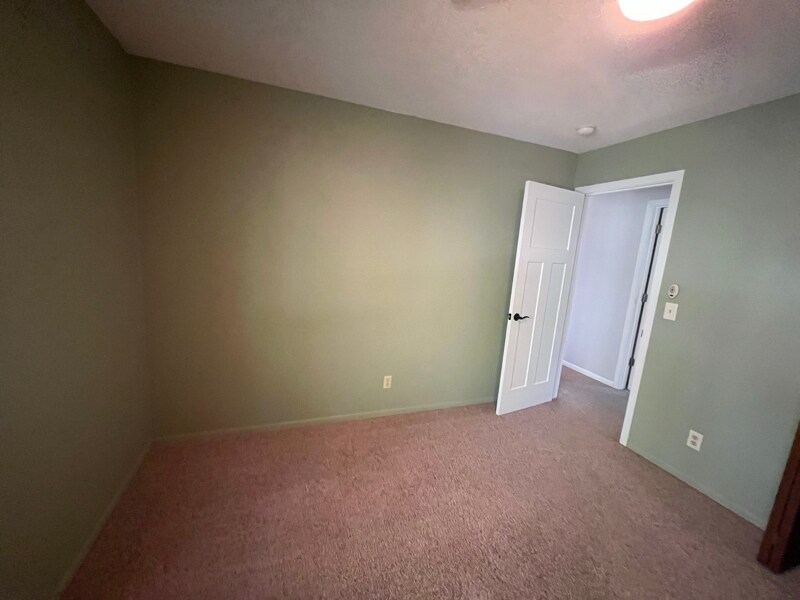 Foto del edificio - 8605 Ivywood Ave S