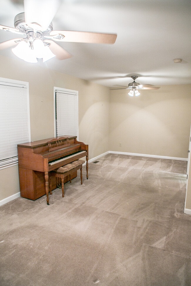 Foto del edificio - 2804 Thurman Cir SW