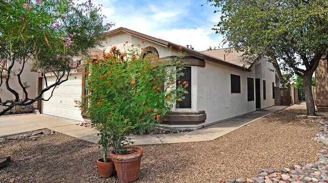 Foto del edificio - 3 Bedroom 2 Bathroom House