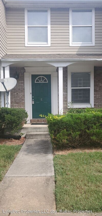 Primary Photo - 3 br, 2 bath House - 9630 Vinca Circle Unit E