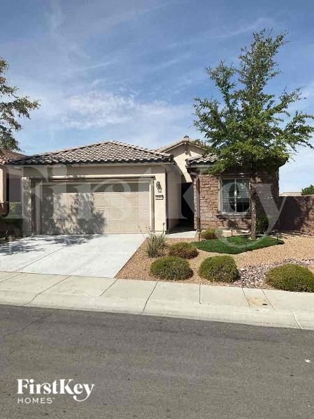 Foto principal - 2585 Bechamel Pl